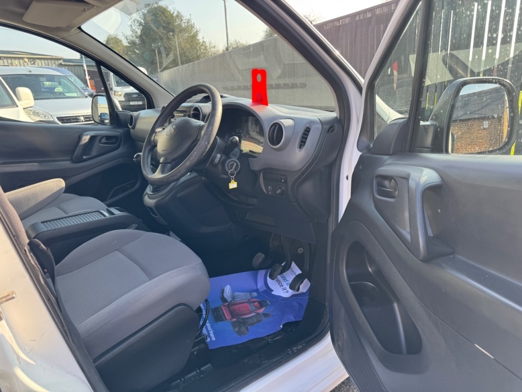 Used Peugeot Partner 2016 for sale - 77981680: Photo 21