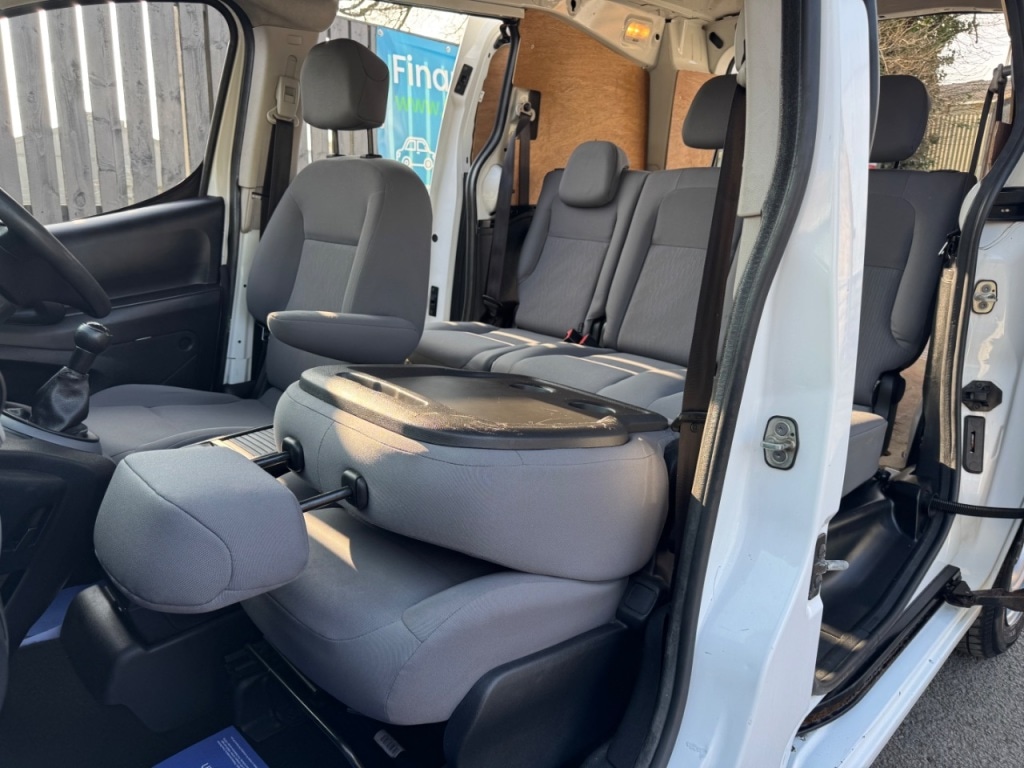 Used Peugeot Partner 2016 for sale - 77981680: Photo 41