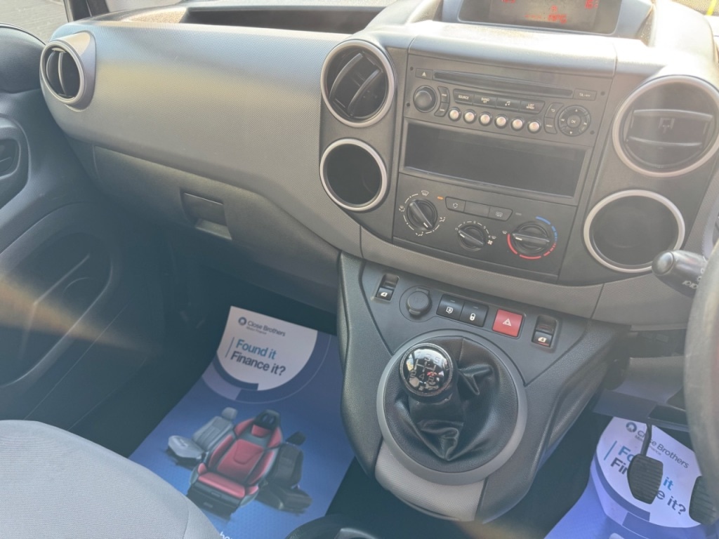 Used Peugeot Partner 2016 for sale - 77981680: Photo 70