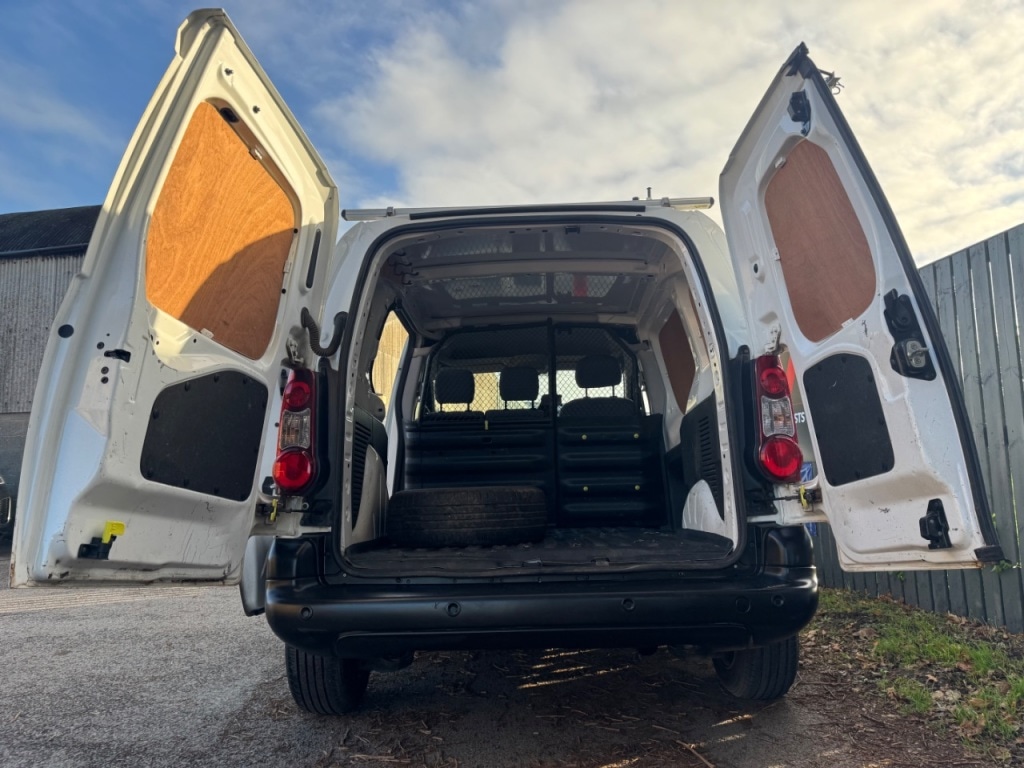 Used Peugeot Partner 2016 for sale - 76603810: Photo 10