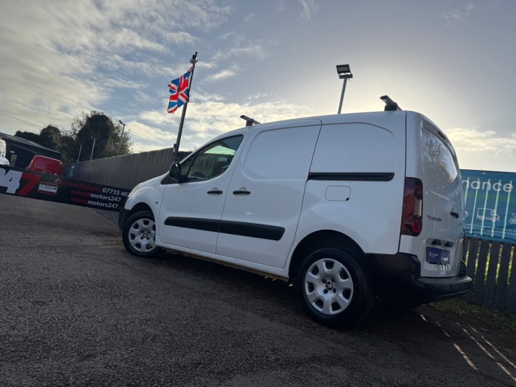 Used Peugeot Partner 2016 for sale - 76603810: Photo 29