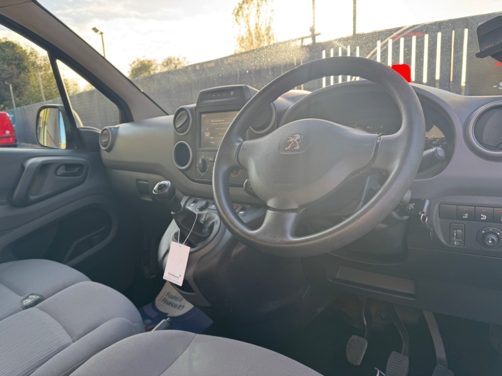 Used Peugeot Partner 2016 for sale - 76603810: Photo 59