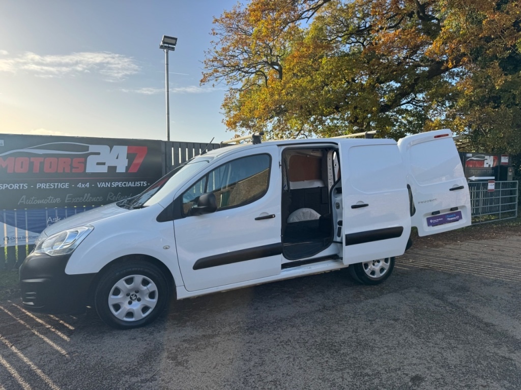 Used Peugeot Partner 2016 for sale - 76603810: Photo 9