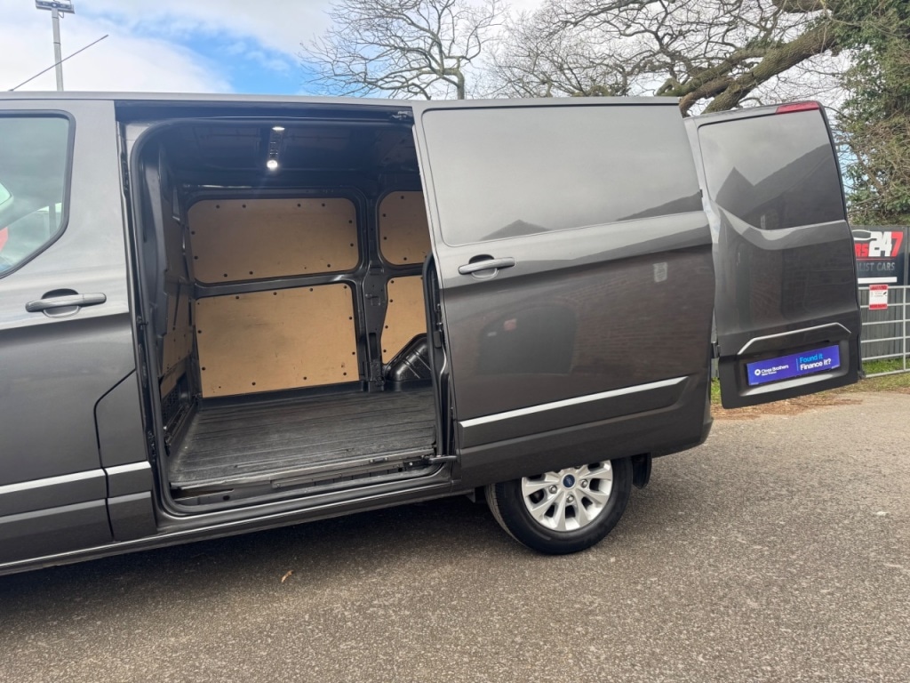 Used Ford Transit Custom 2020 for sale - 78082162: Photo 10