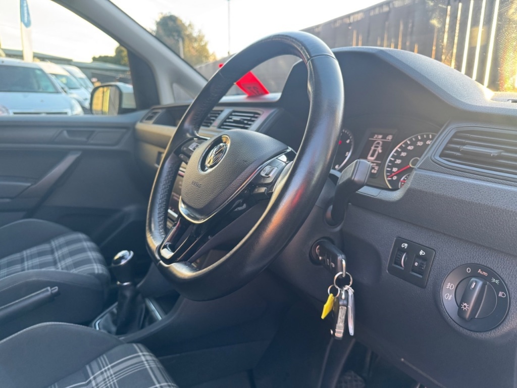 Used Volkswagen Caddy 2019 for sale - 76931523: Photo 97