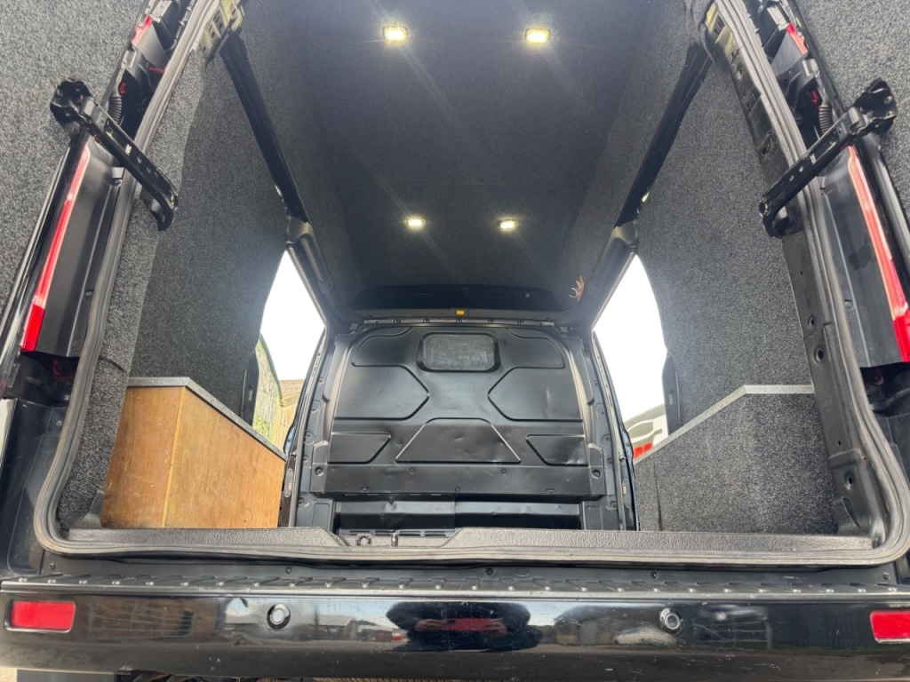 Used Ford Transit Custom 2015 for sale - 78123883: Photo 40