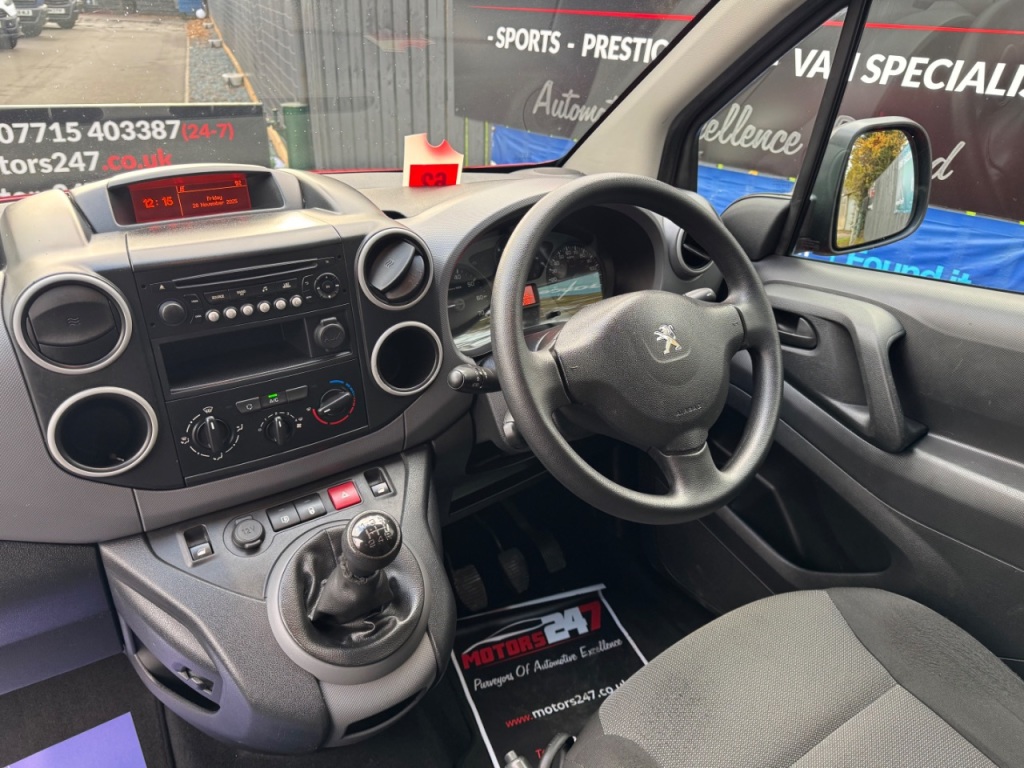 Used Peugeot Partner 2018 for sale - 76748324: Photo 15