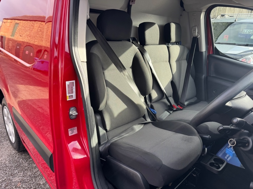 Used Peugeot Partner 2018 for sale - 76748324: Photo 18