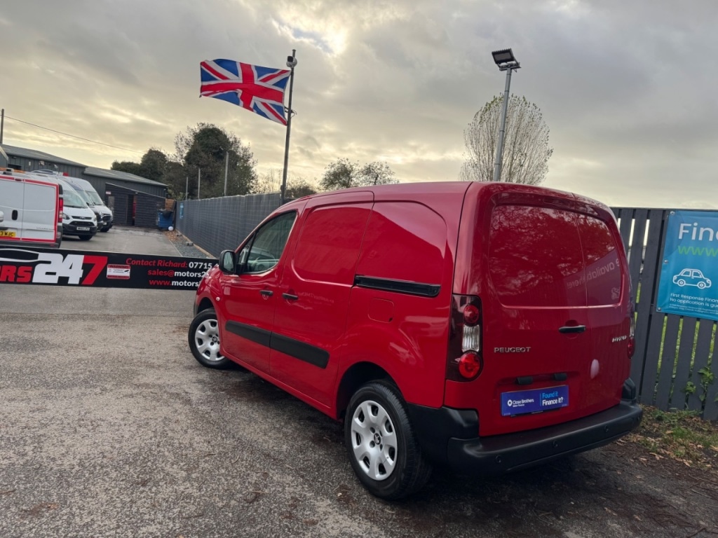 Used Peugeot Partner 2018 for sale - 76748324: Photo 31