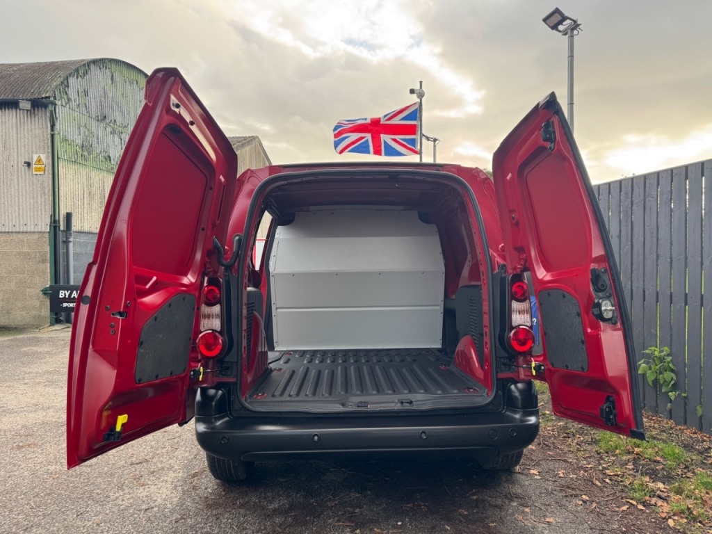 Used Peugeot Partner 2018 for sale - 76748324: Photo 41