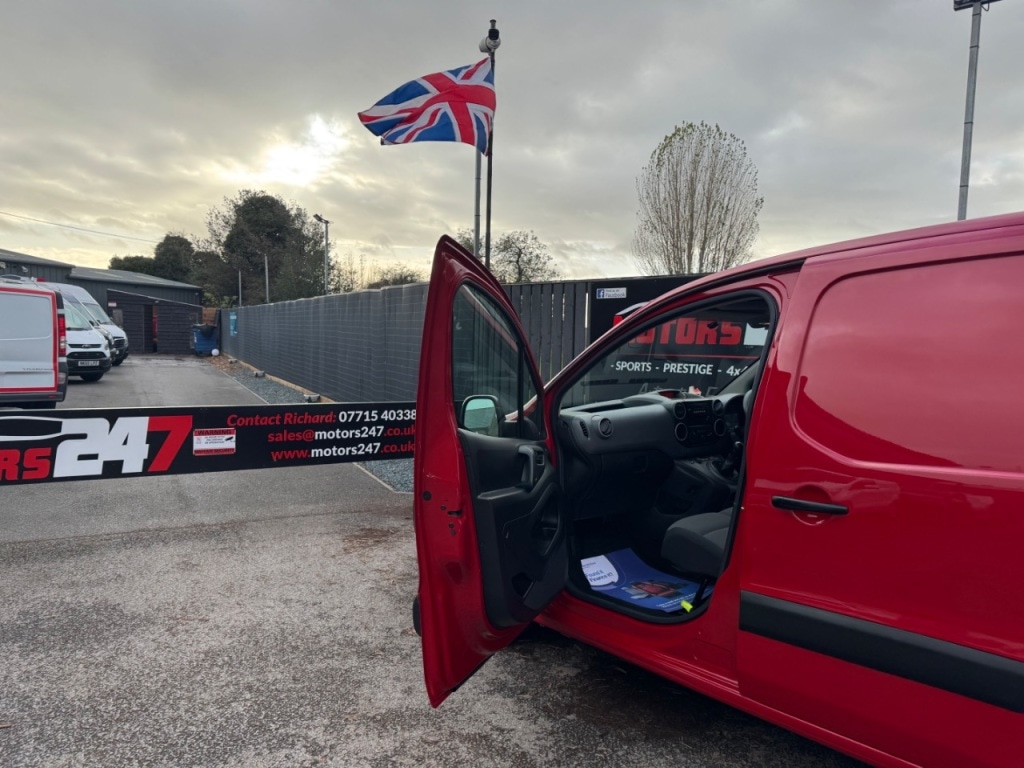 Used Peugeot Partner 2018 for sale - 76748324: Photo 44