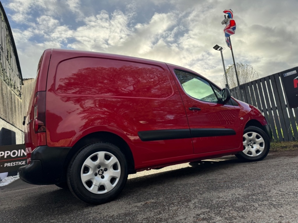 Used Peugeot Partner 2018 for sale - 76748324: Photo 61