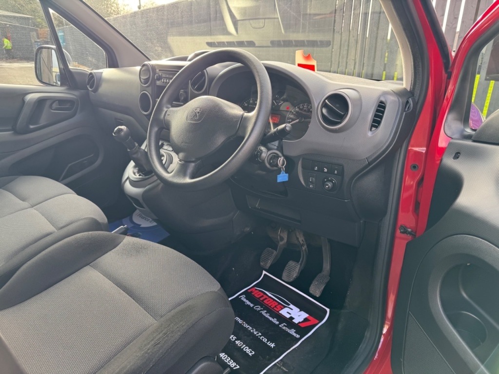 Used Peugeot Partner 2018 for sale - 76748324: Photo 71