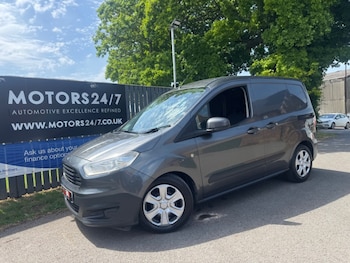 Used Ford Transit Courier 2016 for sale - 79017479: Photo