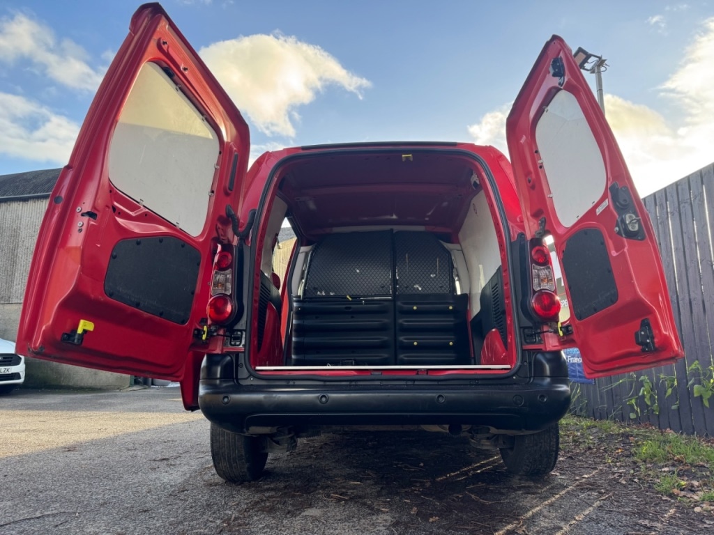 Used Peugeot Partner 2012 for sale - 76748325: Photo 12