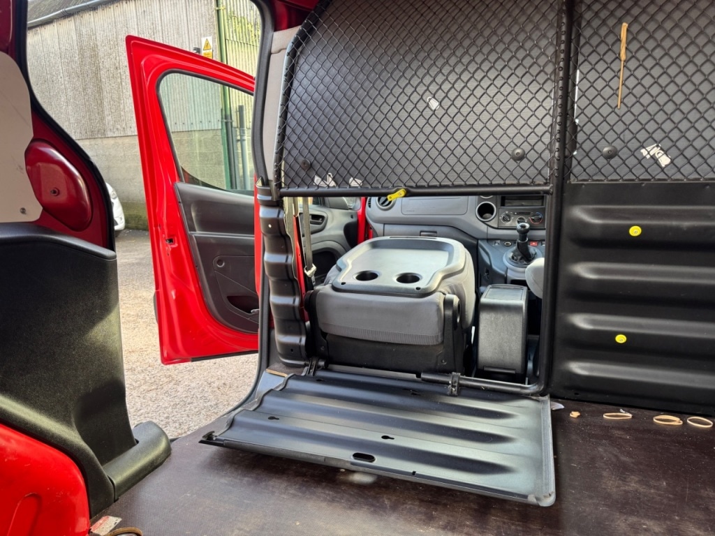 Used Peugeot Partner 2012 for sale - 76748325: Photo 14