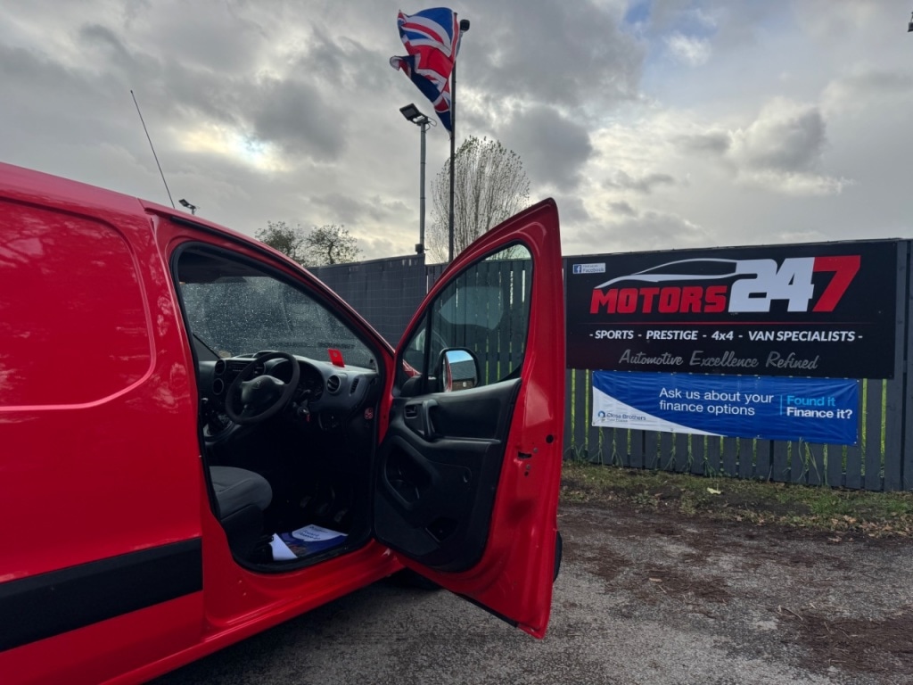 Used Peugeot Partner 2012 for sale - 76748325: Photo 19