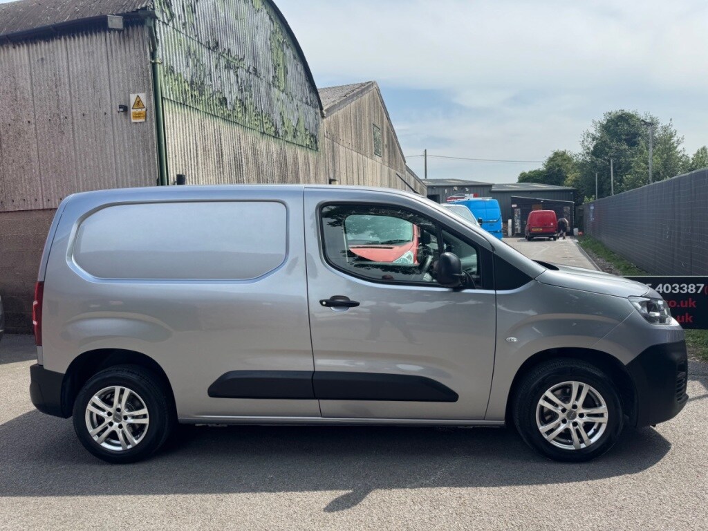 Vehicle 47