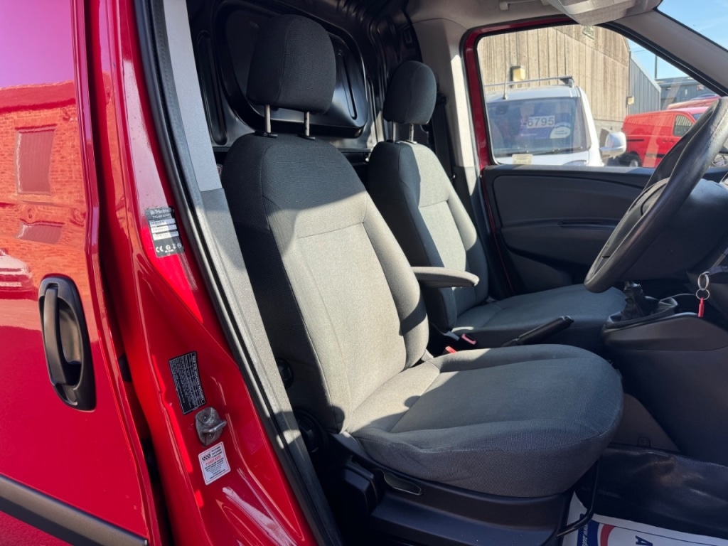 Used Fiat Doblo 2013 for sale - 76249987: Photo 18