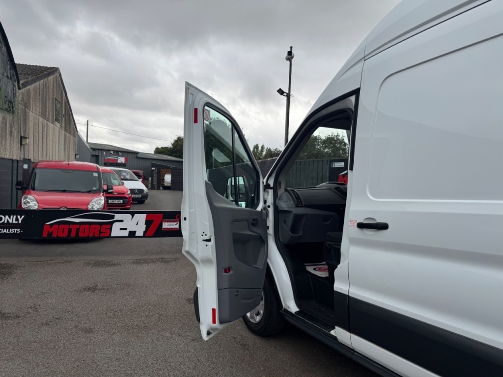 Used Ford Transit 2018 for sale - 76719128: Photo 39