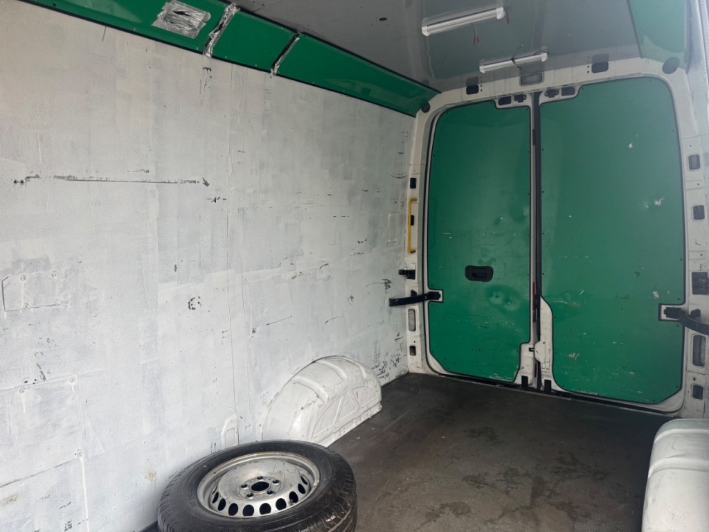 Used Volkswagen Crafter 2018 for sale - 76931520: Photo 10