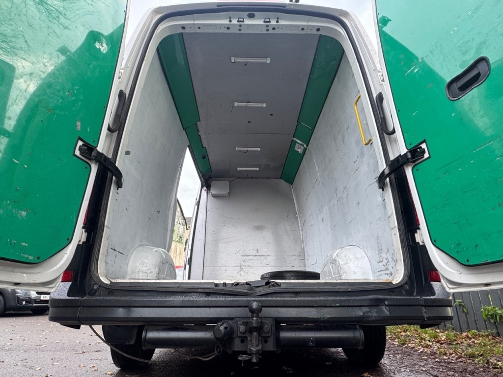 Used Volkswagen Crafter 2018 for sale - 76931520: Photo 12