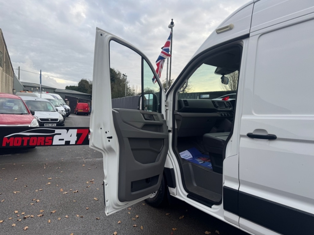 Used Volkswagen Crafter 2018 for sale - 76931520: Photo 61