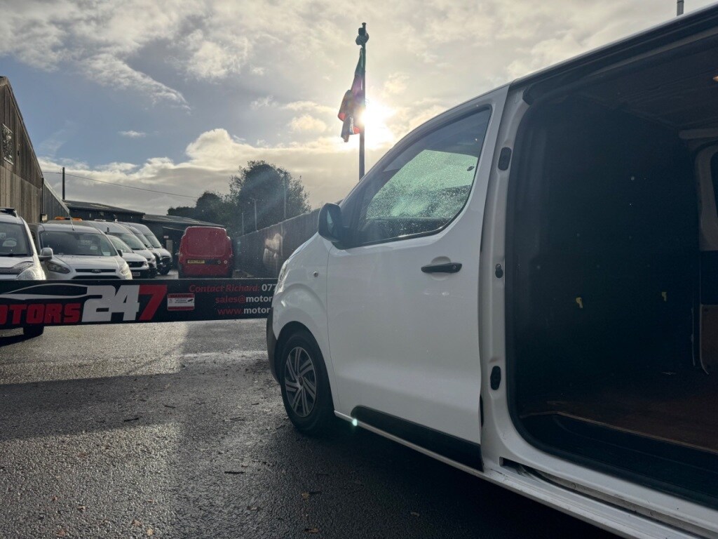 Used Citroen Dispatch 2017 for sale - 76685854: Photo 36