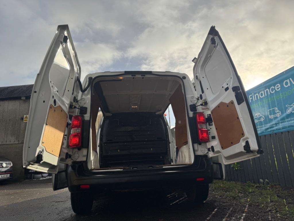 Used Citroen Dispatch 2017 for sale - 76685854: Photo 37