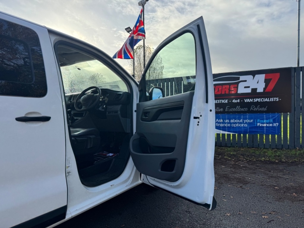 Used Citroen Dispatch 2017 for sale - 76685854: Photo 64