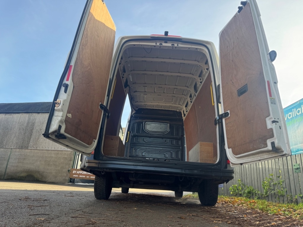 Used Volkswagen Crafter 2020 for sale - 76422175: Photo 11