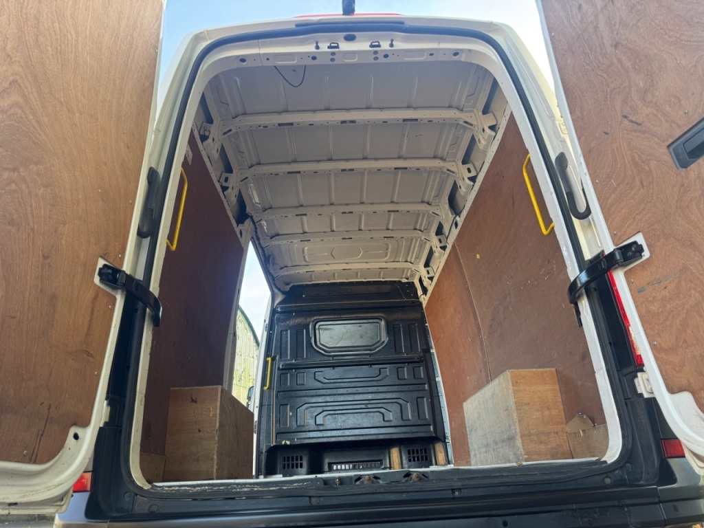 Used Volkswagen Crafter 2020 for sale - 76422175: Photo 35