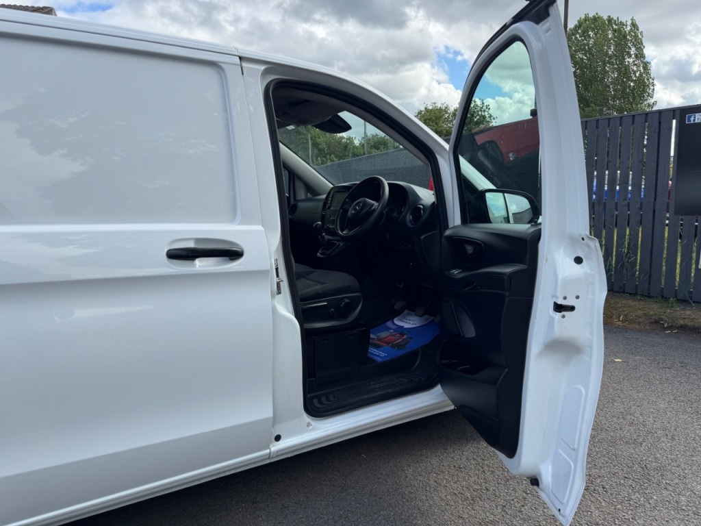 Used Mercedes-Benz Vito 2021 for sale - 77997403: Photo 21