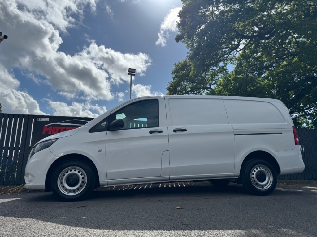 Used Mercedes-Benz Vito 2021 for sale - 77997403: Photo 41