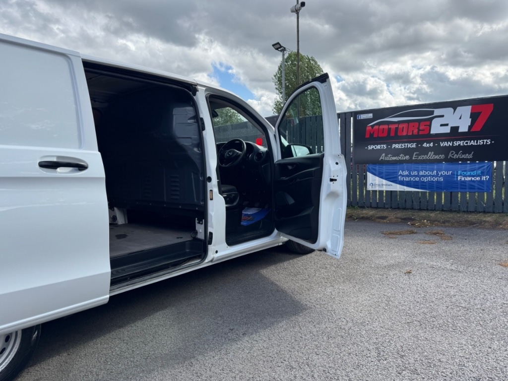 Used Mercedes-Benz Vito 2021 for sale - 77997403: Photo 64