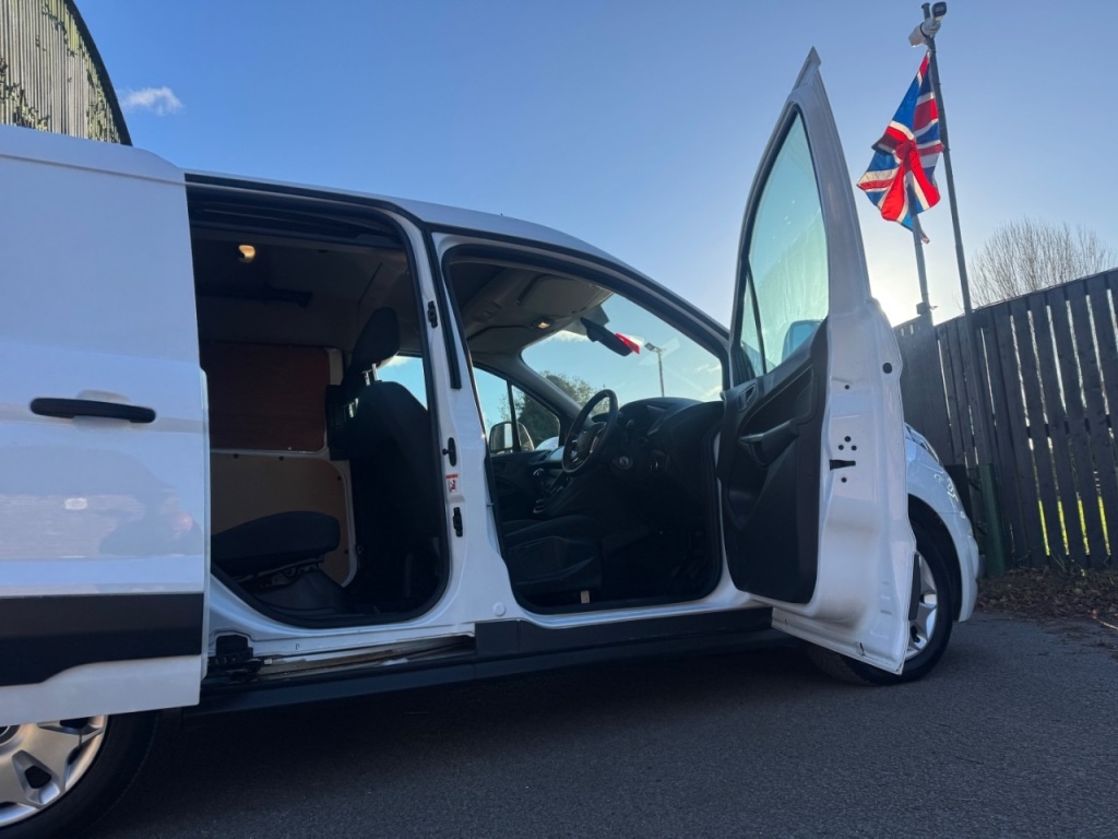 Used Ford Transit Connect 2018 for sale - 77095875: Photo 17