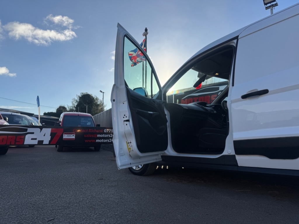 Used Ford Transit Connect 2018 for sale - 77095875: Photo 50