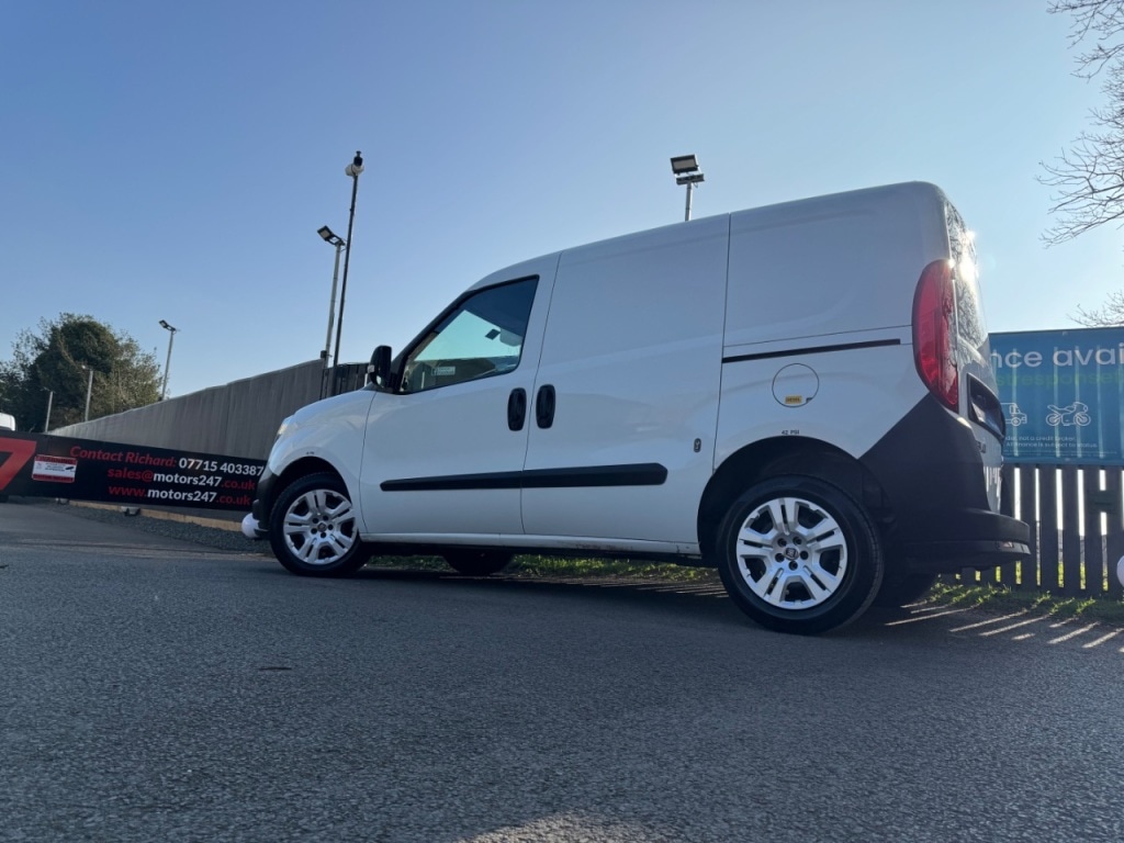 Used Fiat Doblo 2016 for sale - 77981682: Photo 35