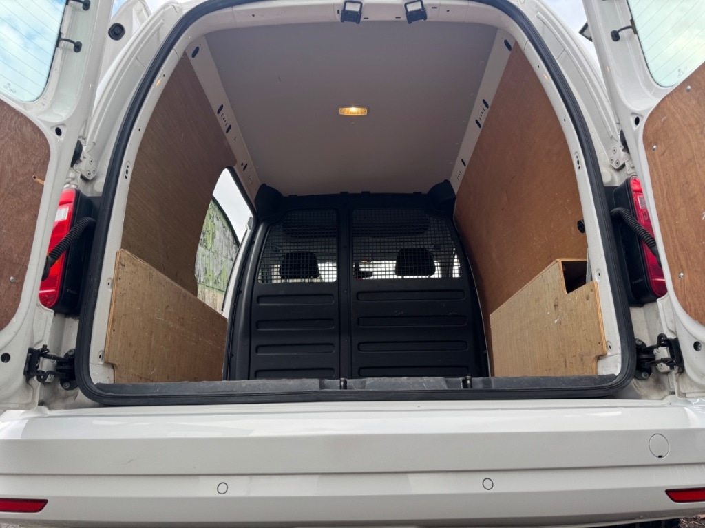 Used Volkswagen Caddy 2018 for sale - 77262477: Photo 12