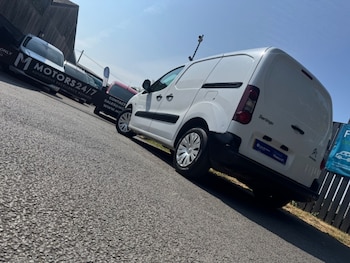 Used Citroen Berlingo 2018 for sale - 79232944: Photo