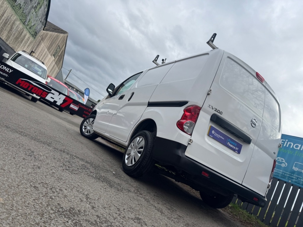 Used Nissan NV200 2015 for sale - 77708603: Photo 2