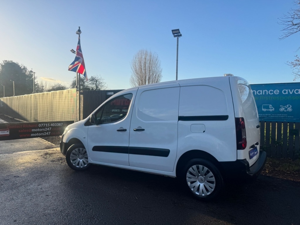 Used Citroen Berlingo 2017 for sale - 76904811: Photo 32