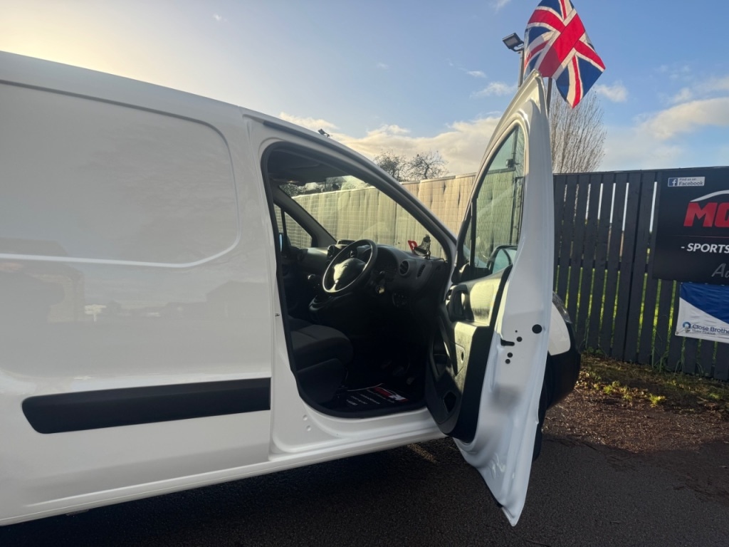 Used Citroen Berlingo 2017 for sale - 76904811: Photo 60
