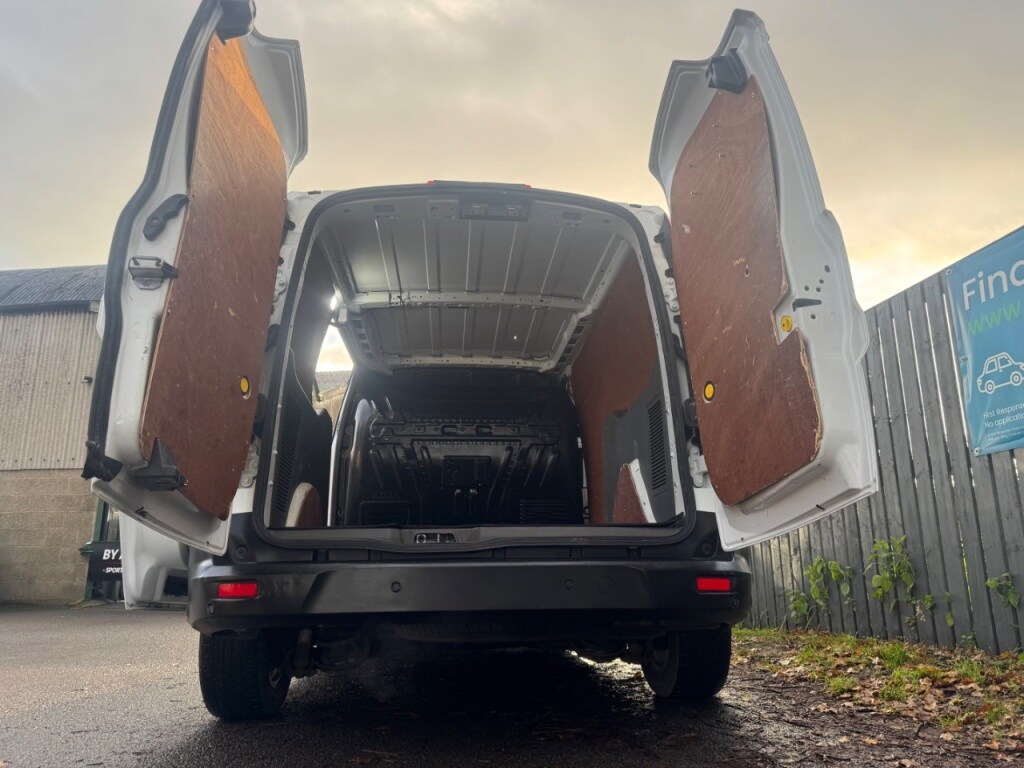 Used Ford Transit Connect 2018 for sale - 76904812: Photo 11