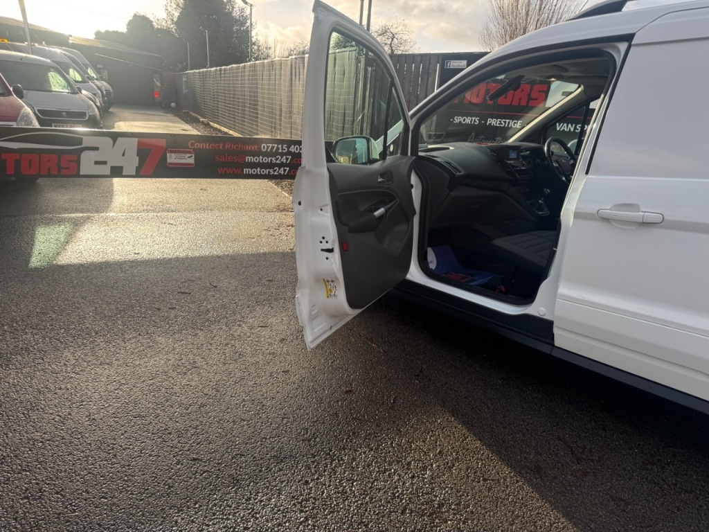 Used Ford Transit Connect 2018 for sale - 76904812: Photo 45