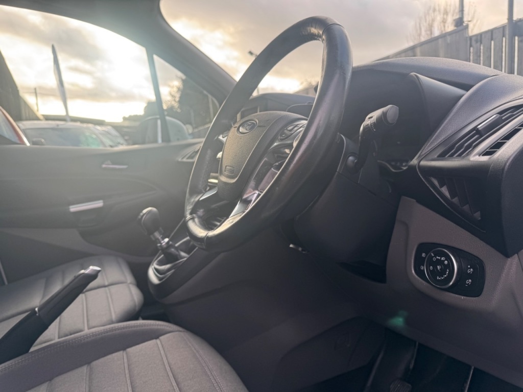 Used Ford Transit Connect 2018 for sale - 76904812: Photo 90