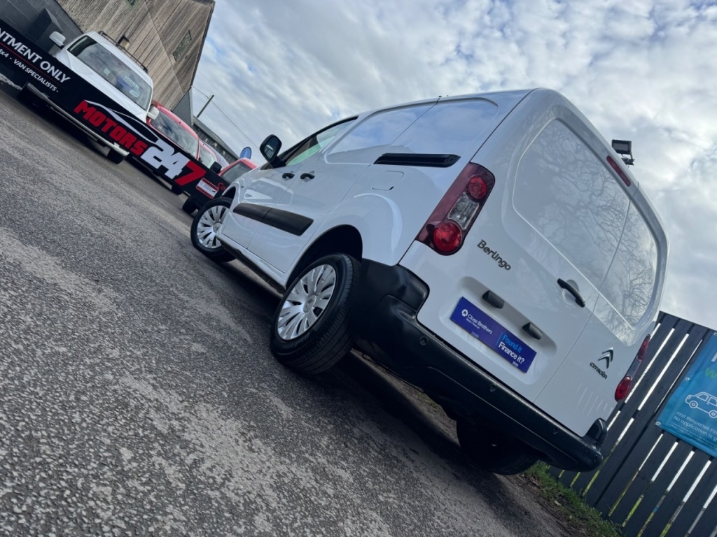 Used Citroen Berlingo 2016 for sale - 77707373: Photo 2