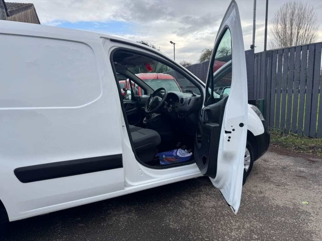 Used Citroen Berlingo 2016 for sale - 77707373: Photo 63