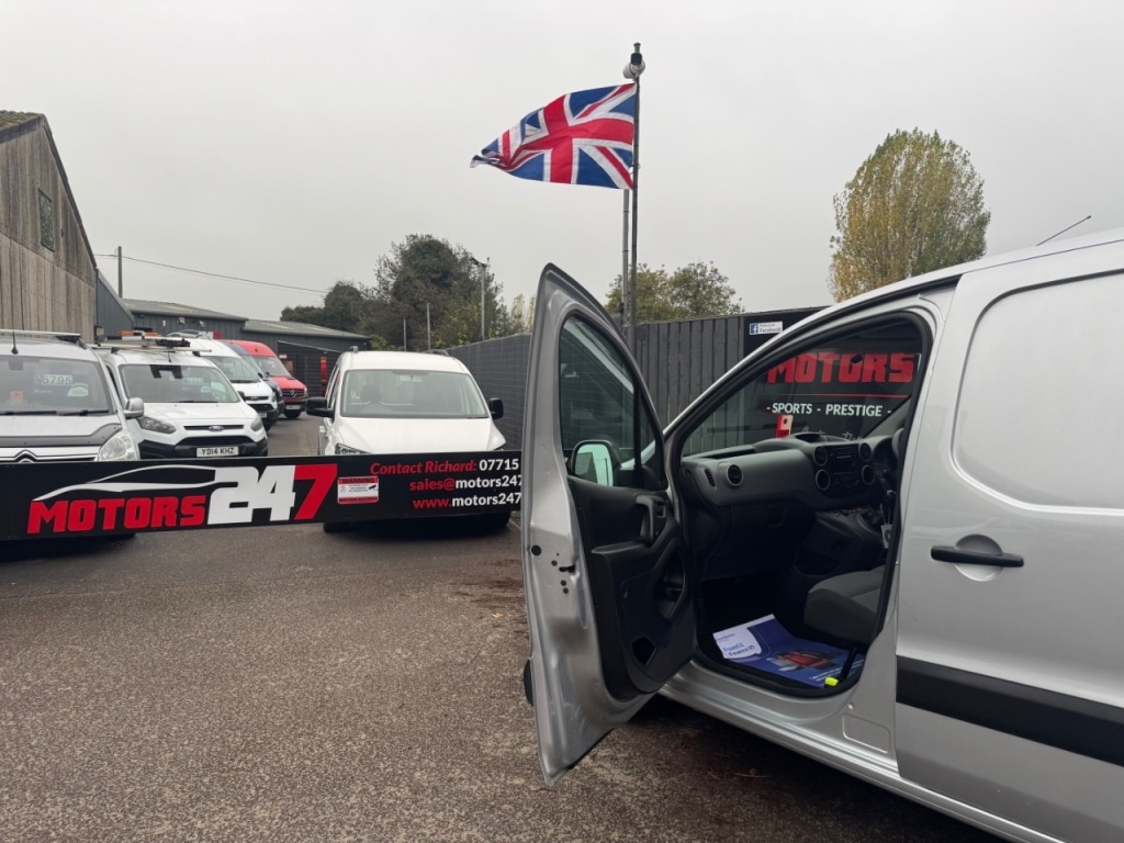 Used Peugeot Partner 2017 for sale - 77747478: Photo 13