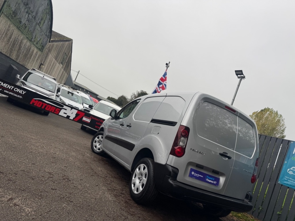 Used Peugeot Partner 2017 for sale - 77747478: Photo 30